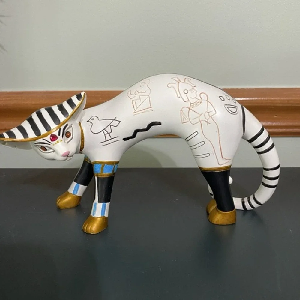 Egyptian Cat Figurine  Stone Vintage 9